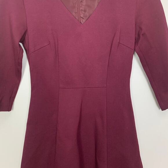 Trina Turk Wine Red Burgundy Song V Neck Ponte Knit Dress Fit & Flare XS 0 2 - Picture 7 of 11